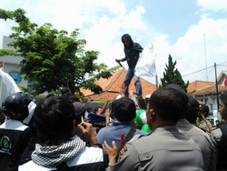 Dipukul Massa Pro Aceng, Ketua GMBI Lapor ke Polres Garut