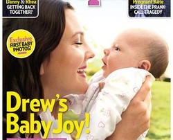 Drew Barrymore Untuk Pertamakalinya Pamerkan Foto Bayinya