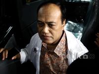 Diperiksa KPK, Irjen Djoko Pakai Baju Tahanan