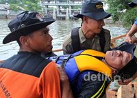 Pemkot Jakbar Gelar Simulasi Tanggap Bencana