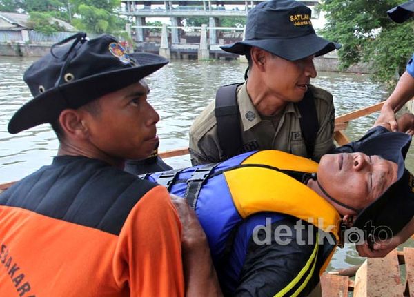 Pemkot Jakbar Gelar Simulasi Tanggap Bencana
