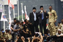 Ketua DPR Berjanji Akan Perjuangan Pak Kades Jadi PNS