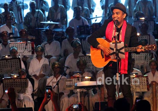 Bertabur Bintang Asal Timur di Konser Suara dari Timur