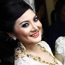 Markus Horison Tak Kerja, Kiki Amalia Tak Manja