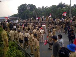 Direktur Jasa Marga Pusing Rombongan Pak Kades Tutup Tol Senayan
