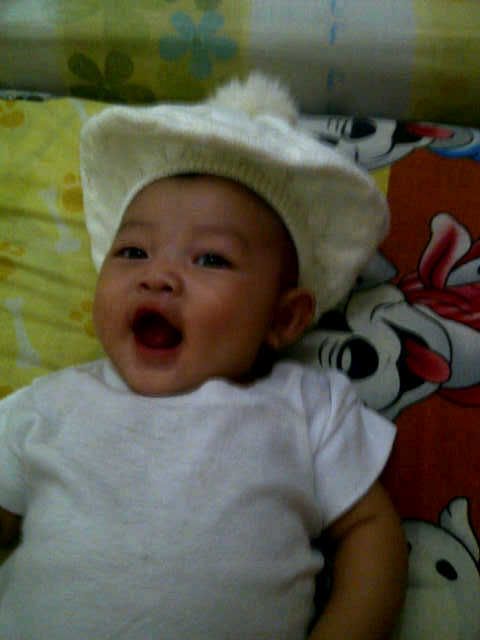 Chelsea Violla Chaniago, 6 Bulan, Perempuan