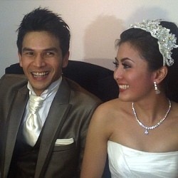 Resepsi Jonathan Frizzy Tanpa Pelaminan