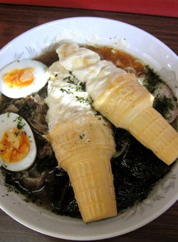Tertarik Mencicipi Ramen Cokelat atau Ramen Es Krim?