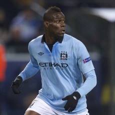 Berlusconi Bicara tentang Robinho & Balotelli