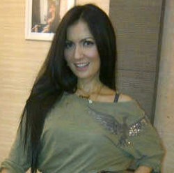 Pilih Sulam Bibir, Five Vi Semakin Percaya Diri