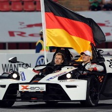 Vettel & Schumi Bawa Jerman Juarai Race of Champions