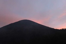 Mahameru, Puncak Gunung nan Indah dalam Film 5 Cm.