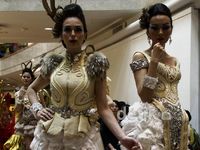 Fashion Show Sambut Natal dan Tahun Baru