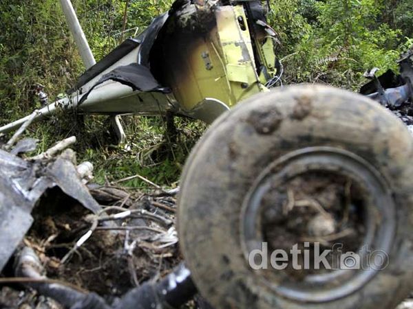 Heli Milik AL Nigeria Jatuh, 6 Orang Tewas