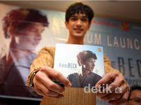 Solo Karier, Dimas Beck Rilis Album Dari Hati