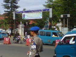 Waduh! Kebijakan One Day No Car Nurmahmudi Dipersoalkan Polisi