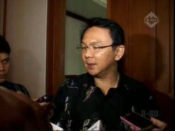 Ahok Serius Tegakkan Peraturan Larangan Merokok