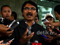 Kasus Hambalang, KPK Panggil Adhyaksa Dault