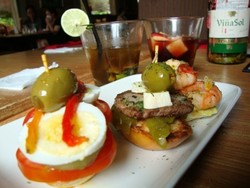 Sungguh Asyik, Menikmati Siesta Sambil Mengudap Tapas