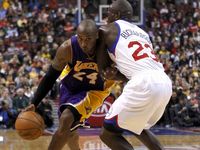 Kobe Bryant Menangkan Lakers