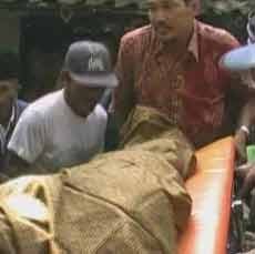 Seorang Waria Pemilik Warung Tewas di Tempat Tidur