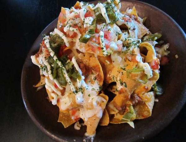 Menikmati Aneka Sajian Lezat di Restoran Bergaya Rumahan Menikmati Aneka Sajian Lezat di Restoran Bergaya Rumahan