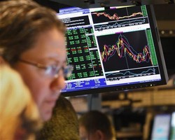 Wall Street Melonjak Atas Harapan Penyelesaian Jurang Fiskal AS