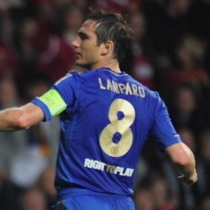 Si Biru Nantikan Laga Sengit Lawan Leeds