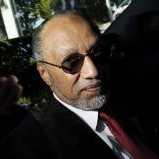 Mundur dari Sepakbola, Bin Hammam Disanksi Seumur Hidup