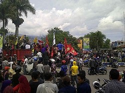 Turuti Demonstran, Polisi Buka Akses ke Gedung DPRD Garut