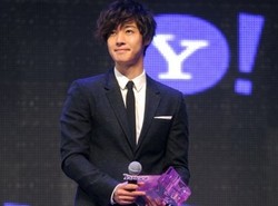 Kim Hyun Joong Terpilih Jadi Artis Asia Terpopuler dalam 10 Tahun Terakhir