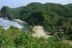 Ngerenehan & Ngobaran, Pantai Penyegar Pikiran di Gunungkidul