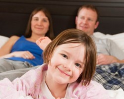 Tips Agar Bisa Nyaman Bercinta Saat Liburan Bareng Anak