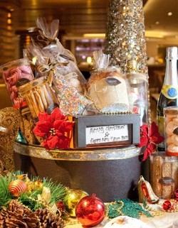 Bingkisan Natal Eksklusif Tersedia di Tujuh Cake Shop Ini