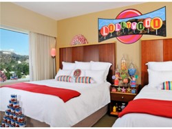 Wouw! Kamar Hotel Ini Dipenuhi 45 kg Permen!