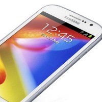 Samsung Luncurkan Ponsel Jumbo Galaxy Grand