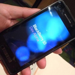 Rapper Ciptakan Lagu untuk Fans BlackBerry 