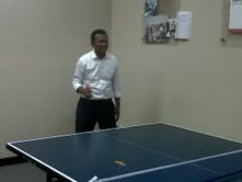 Usai Main Ping-pong Dahlan Leyeh-leyeh Bersama Wartawan