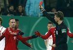 Ribery Diusir, Bayern ke Perempatfinal