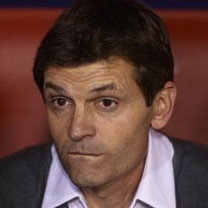 Tumor Kambuh, Vilanova Dikabarkan Masuk Rumah Sakit