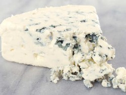 Blue Cheese Efektif Cegah Penyakit Jantung