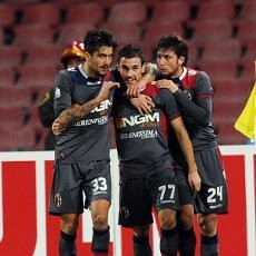 Rossoblu Lolos Berkat Kerja Keras & Keberuntungan