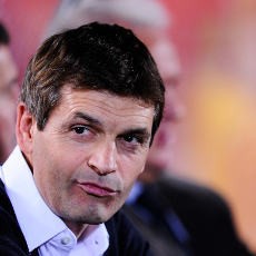 Jalani Operasi Tumor, Vilanova Istirahat 6 Pekan