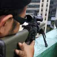 Sniper dan K9 Amankan Natal & Tahun Baru di Jatim