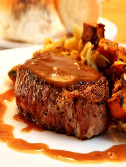 Yuk, Bikin Demiglace Praktis Lezat Untuk Sajian Natal!