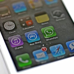 WhatsApp di iOS Bisa Didownload Gratis