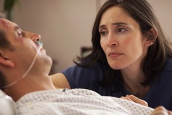 Ini Cara Agar Tetap Harmonis Meski Pasangan Punya Penyakit Kronis