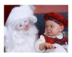 Ketika Si Kecil Takut & Nangis Saat Foto Bareng Sinterklas