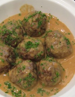 Selalu Ada Kottbullar dan Pepperkake dalam Menu Natal Swedia