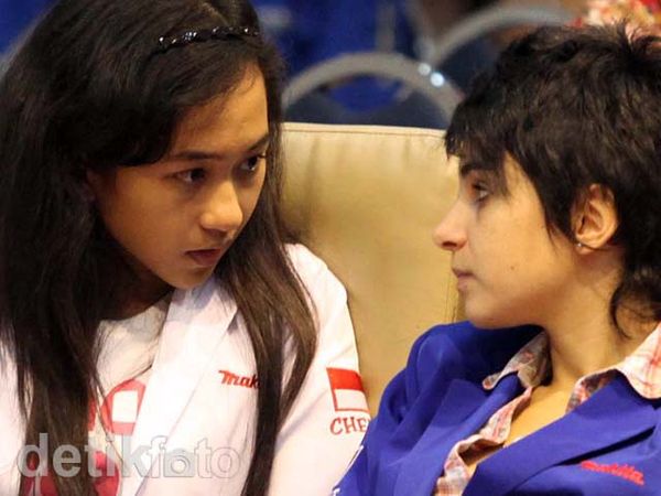 Wajah-wajah Lelah para Pecatur Master Wanita